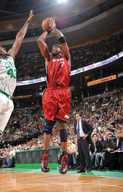 在他们的备 在他们的备