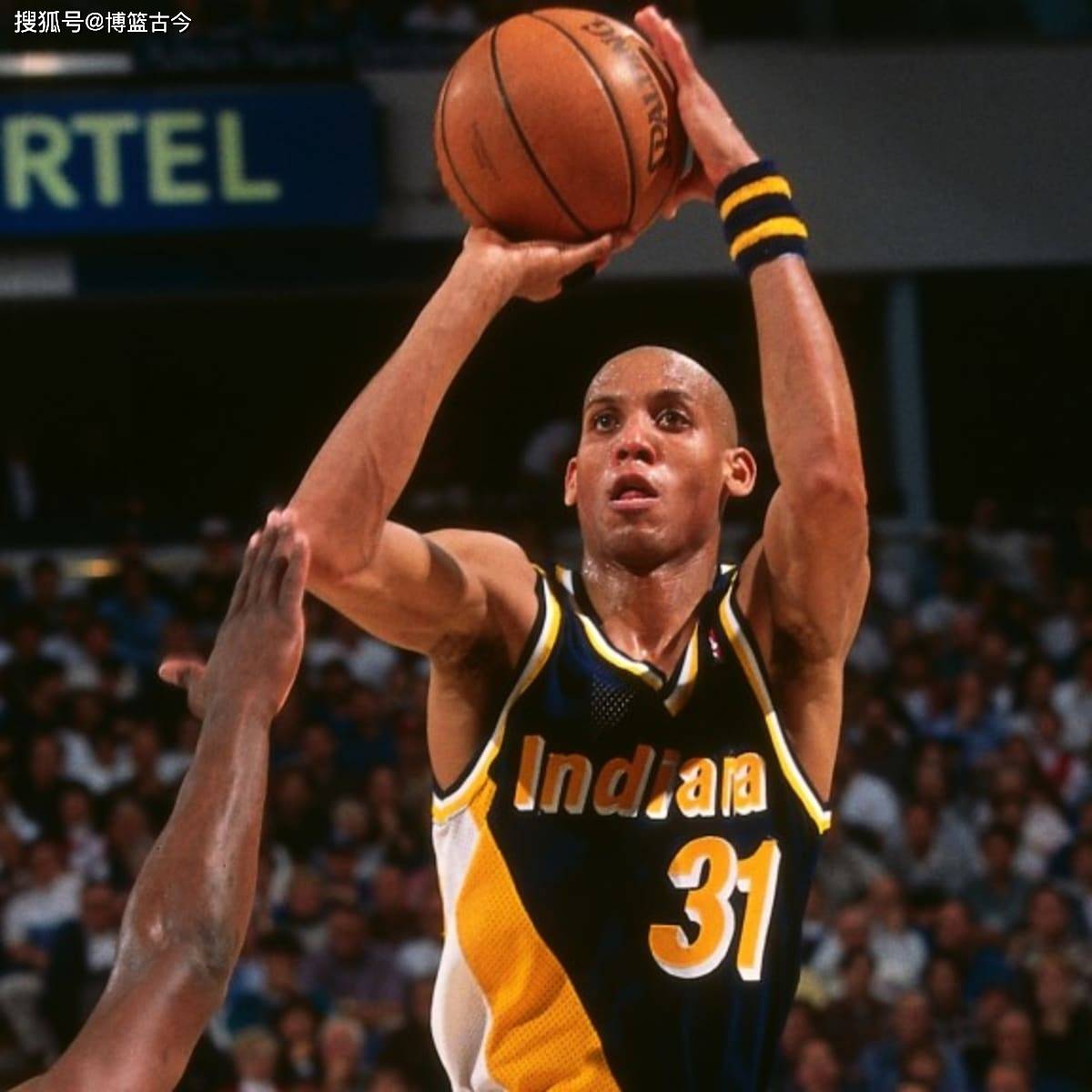 通过加强国 通过加强国