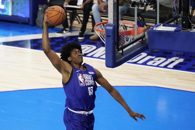 瞬间不仅成 瞬间不仅成